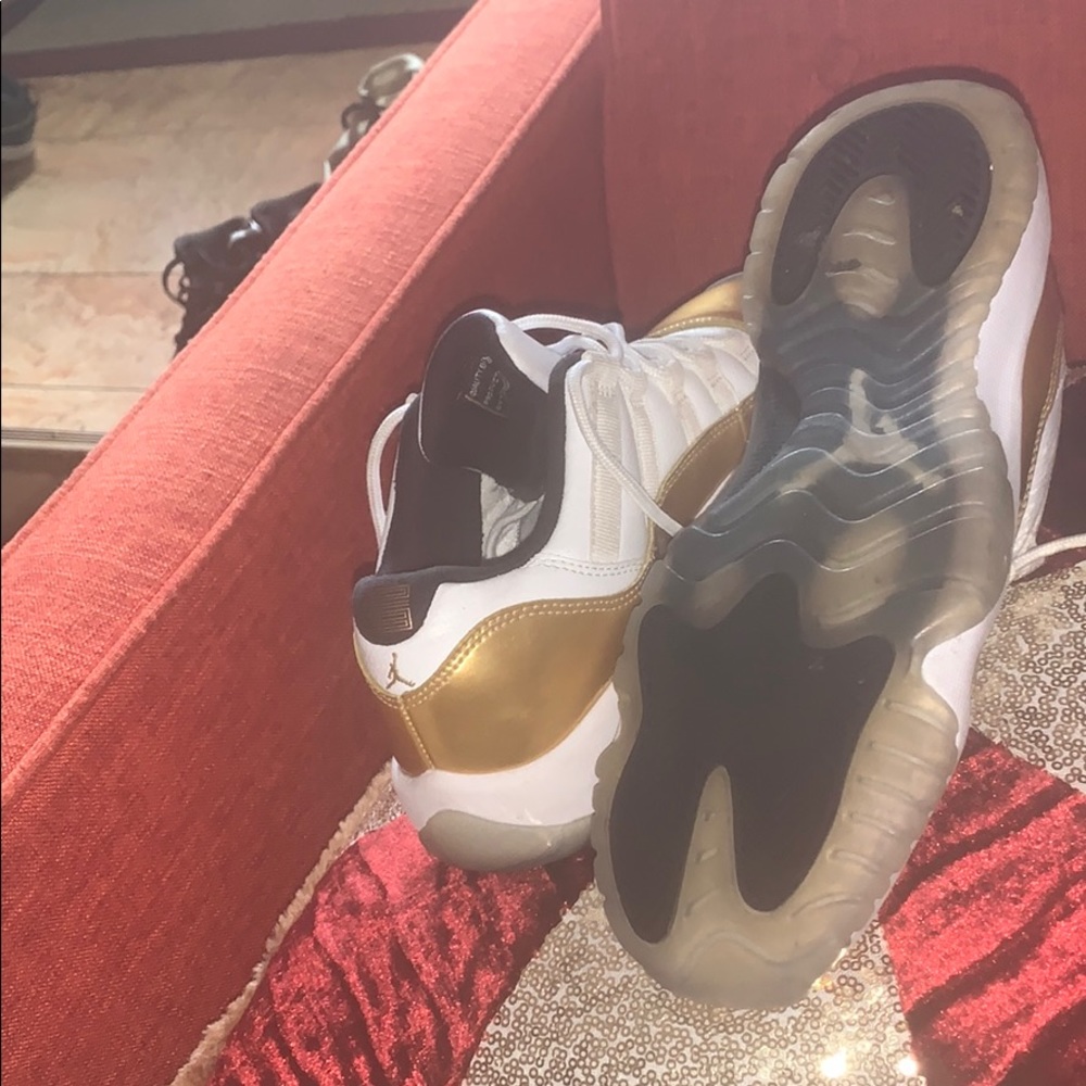 Shoes - Picture 3 of 3